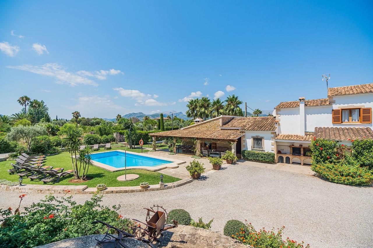 Villa Can Barretas *
